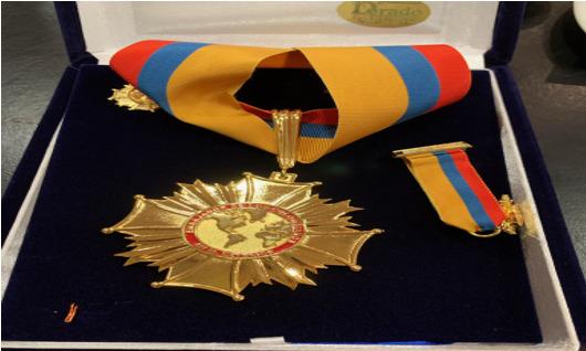 Medalla Embajador de los colombianos en el exterior sin postulantes